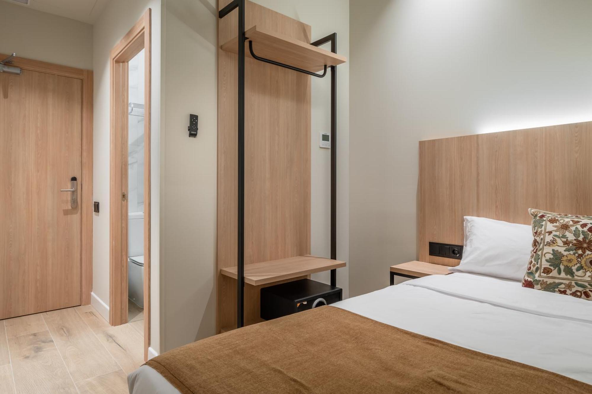 Aerohotel Barcelona Airport 24H El Prat de Llobregat Eksteriør bilde