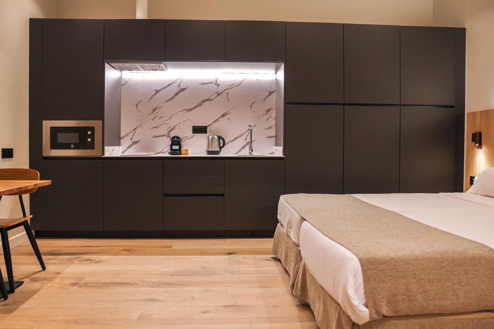 Aerohotel Barcelona Airport 24H El Prat de Llobregat Eksteriør bilde